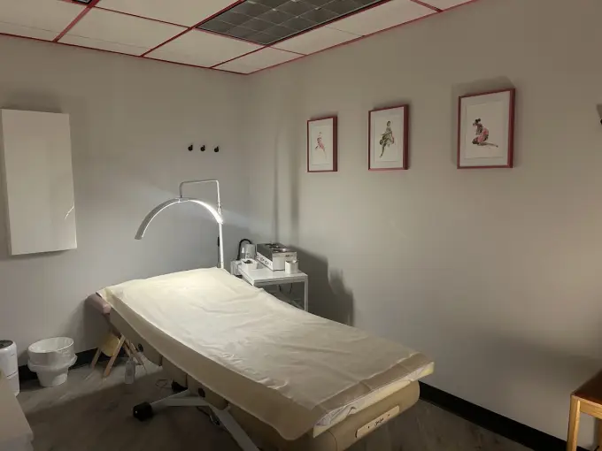 Brow Pop Wax Shop