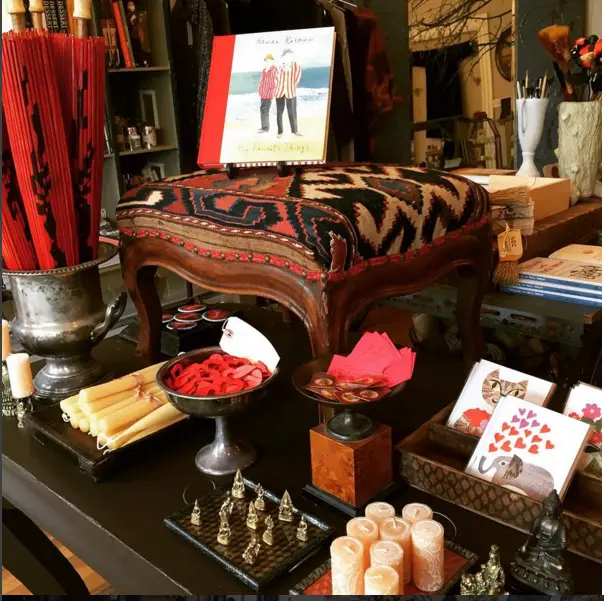 Joanne Rossman -Purveyor of the unnecessary & the irresistible